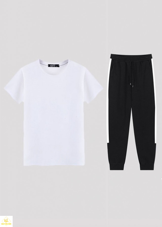 Áo thun nam với quần thể thao