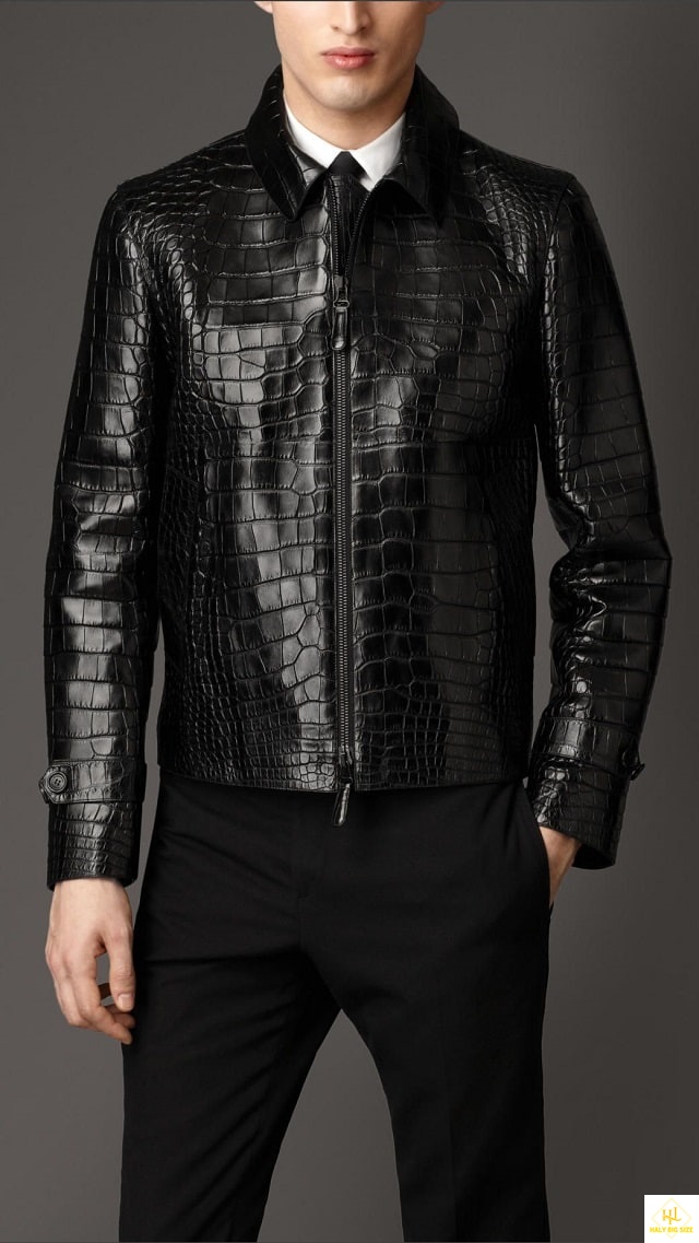 Phối đồ với áo khoác da cá tính